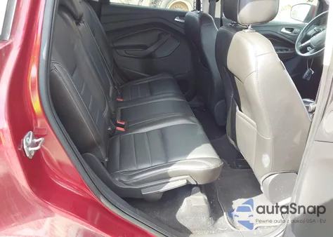 2016 Ford Escape Titanium из США, поврежденный, VIN 1FMCU0JX7GUA03022